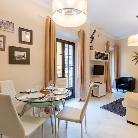 Precioso Y Moderno Apartamento En Centro De Sevilla Exteriör bild